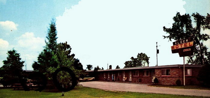 Alger Motel (Old Alger Motel) - Vintage Postcard (newer photo)